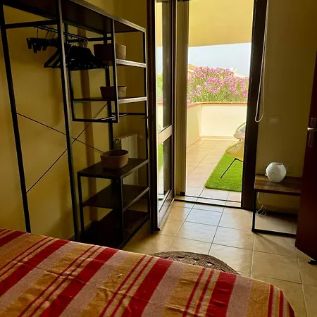 Oliva In Quartu Sant Elena, Capitana, With Big Garden And Sea View! Tatil Evi