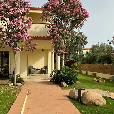 Villa Oliva In Quartu Sant Elena, Capitana, With Big Garden And Sea View! Holiday home Capitana