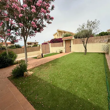 Villa Oliva In Quartu Sant Elena, Capitana, With Big Garden And Sea View! Holiday home Capitana