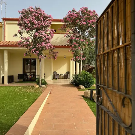 Holiday home Villa Oliva In Quartu Sant Elena, Capitana, With Big Garden And Sea View!
