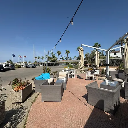Oliva In Quartu Sant Elena, Capitana, With Big Garden And Sea View! Hébergement de vacances